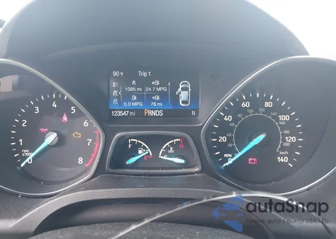 2018 Ford Escape Se z USA, uszkodzony, nr VIN 1FMCU9GD8JUA83682